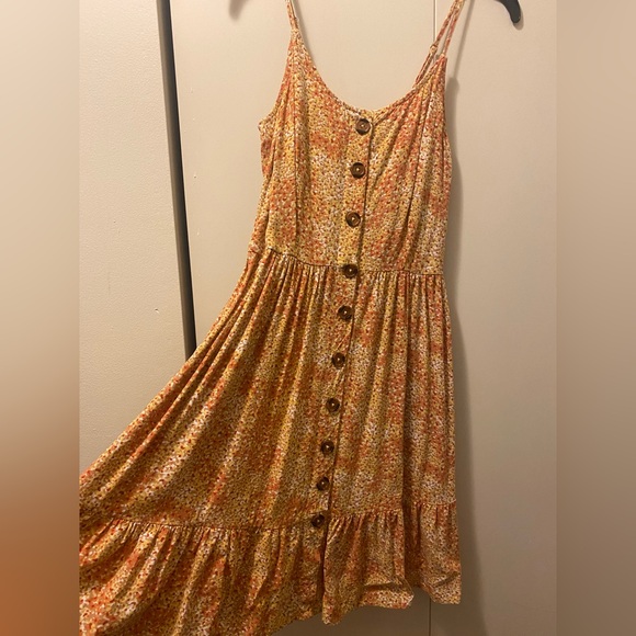 Floral Button Dress - Picture 2 of 9